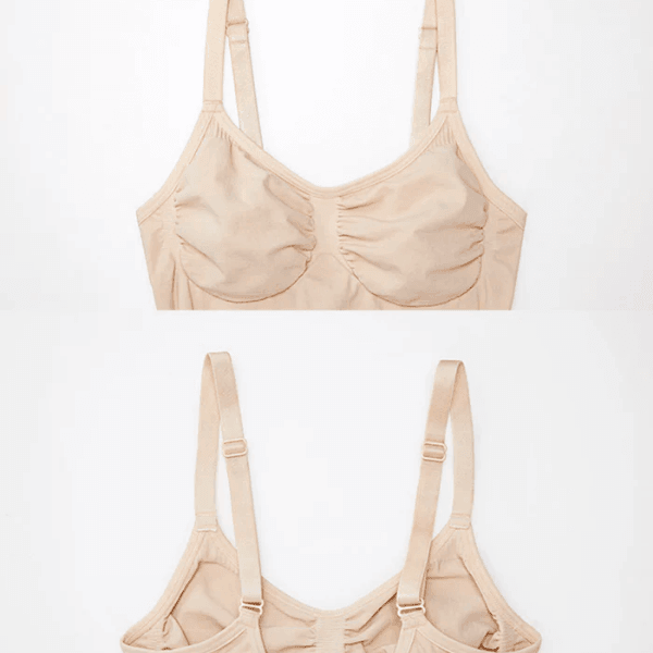 Top modelador bege com alças ajustáveis, visto de frente e verso, em fundo branco.